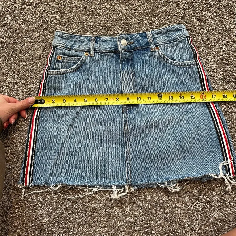 TOPSHOP MOTO Women's Denim Mini Skirt Size 4